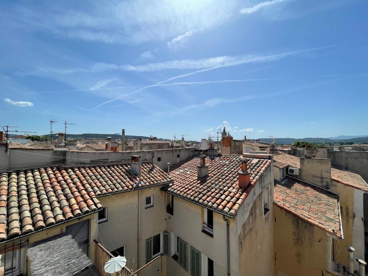 Apartment 2 Pieces Climatise En Duplex Avec Terrasse