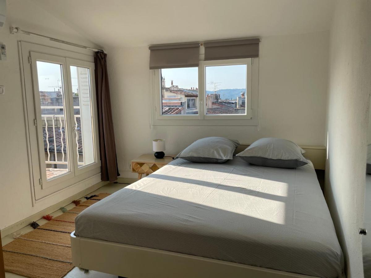 Apartment 2 Pieces Climatise En Duplex Avec Terrasse *